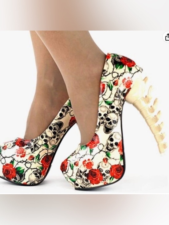 Women’s Show Story Skull & Red Rose High Heel Pump - Picture 2 of 11